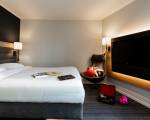 Room image #15 at Moxy London Heathrow Airport